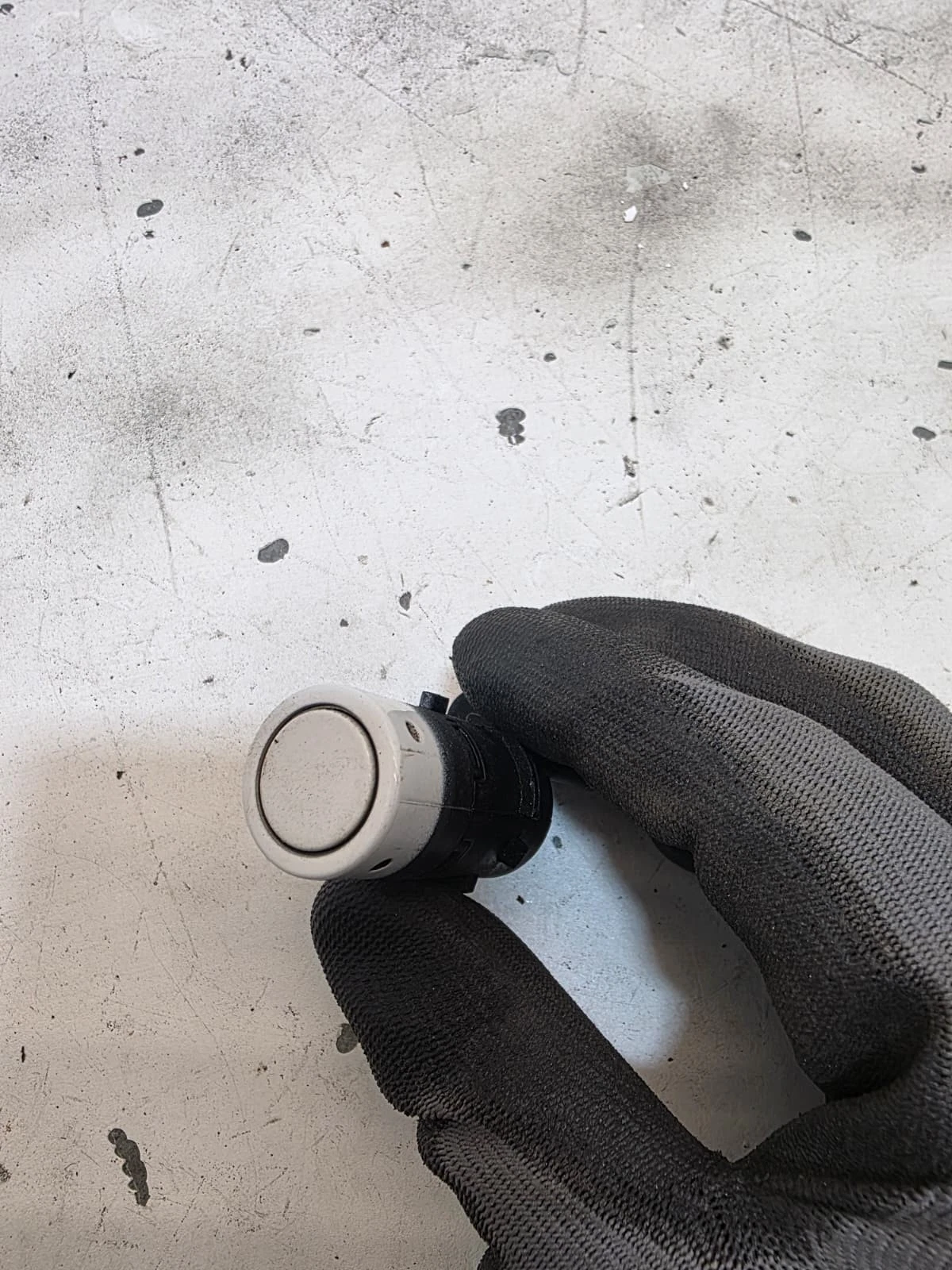 Original Audi A6 4F C6 PDC LY9C Parksensor Sensor hinten weiß 7H0919275E