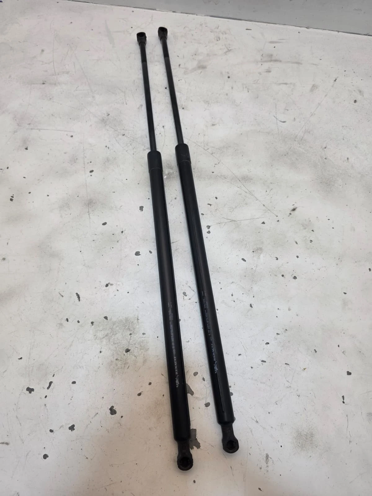 Original Renault Grand Scenic 3 Hecklappendämpfer 904517337R