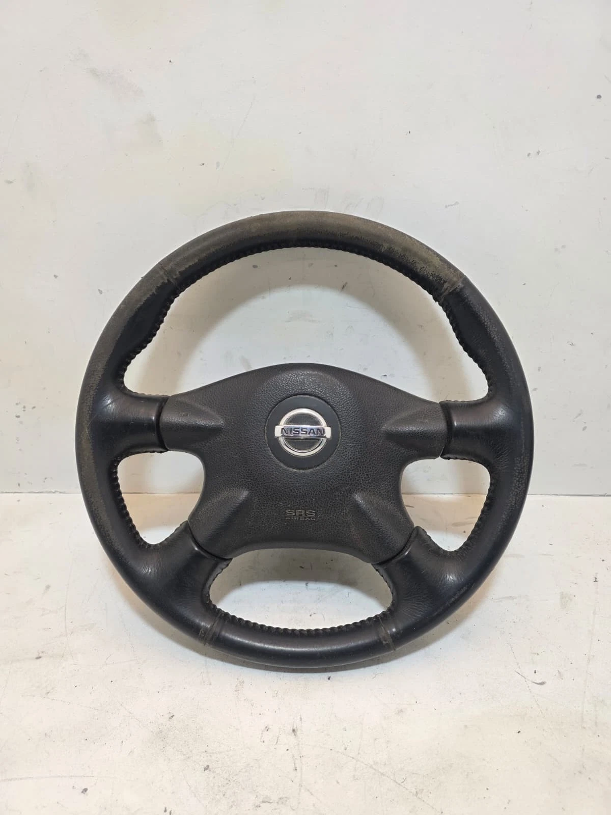 Original Nissan X-Trail Lederlenkrad Lenkrad schwarz 484V02 W2475365400B