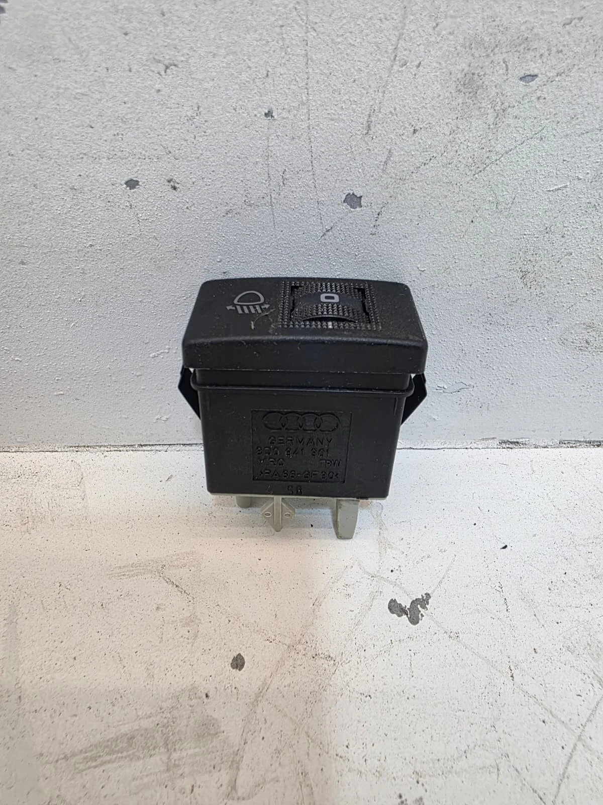 Original Audi A4 B5 Leuchtweitenregulierung LWR Schalter Knopf 8D0941301
