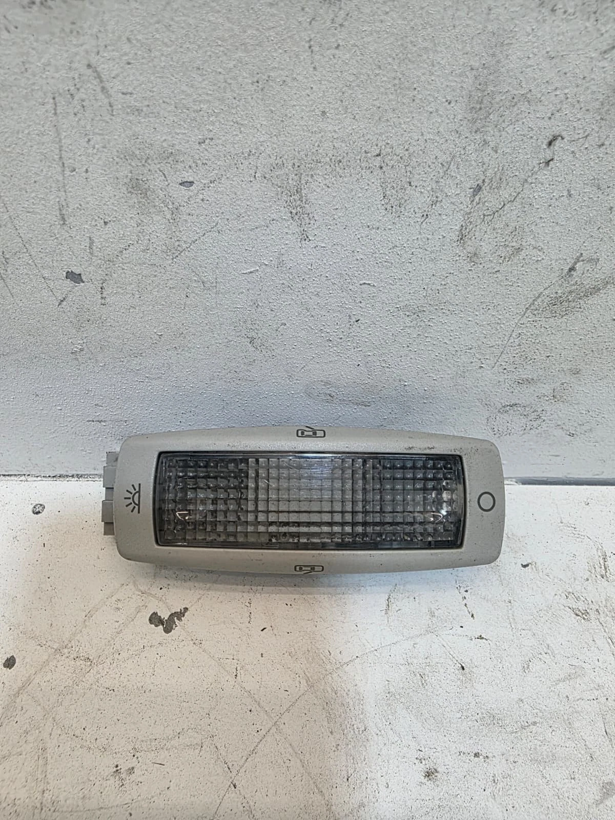 Original VW Golf 4 Passat Innenraumleuchte Innenleuchte 3B0947291
