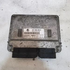 Original Skoda Fabia 6Y 1.4 Motorsteuergerät Steuergerät 047906033K 5WP4017712