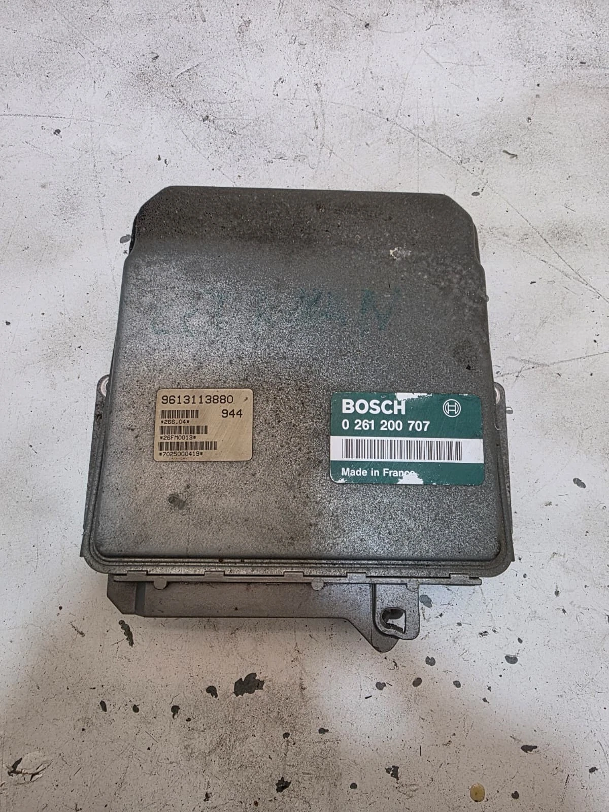 Orig. Peugeot 106 Citroen AX Motorsteuergerät Steuergerät 9613113880 0261200707