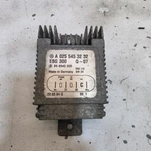 Original Mercedes A Klasse W168 A170 W414 Kühllüfter Steuergerät A0255453232