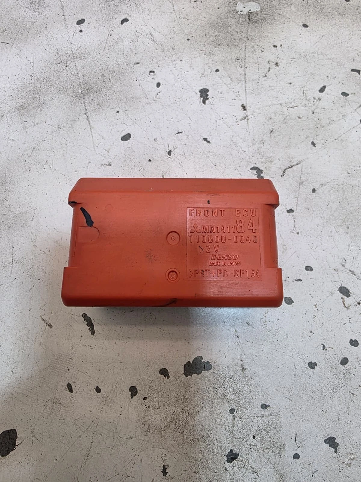Original Mitsubishi Grandis Lancer Outlander Batterierelais MN141184 1106000040