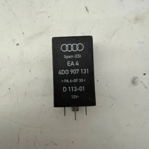 Original Audi A4 B5 Arbeitsrelais Relais 4D0907131