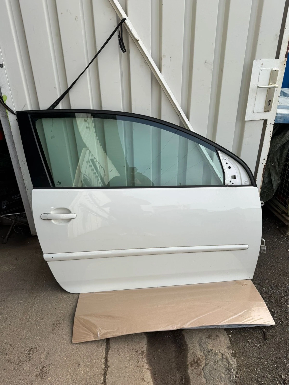 Original VW Golf 5 Tür Beifahrertür vorne rechts weiß