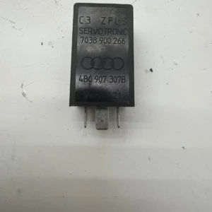 Original Audi A6 C5 4B S6 Servotronic Servolenkung Relais 4B0907307B 7038900266