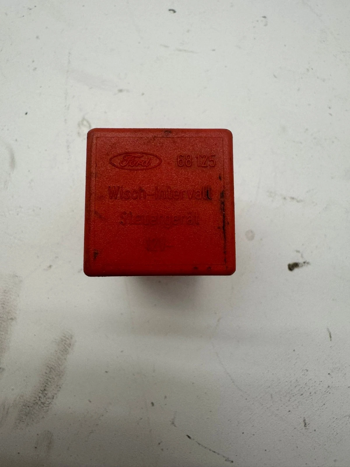 Original Ford Fiesta Mondeo Escort Wisch-Intervall Relais 68125