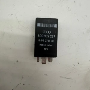Original Audi 80/90/A4 B5 Steuereinheit Fensterheber Relais 8D0959257