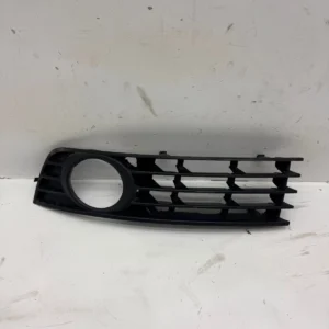 Original Audi A4 B6 8E Gitterblende Lüftungsgitter vorne rechts 8E0807682A