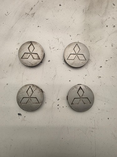 Original Mitsubishi Felgendeckel Raddeckel Nabendeckel Satz 4 Stück 2226800001