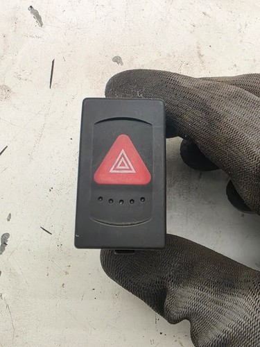 Original VW Passat 3B 3BG Warnblinker Schalter Knopf 3B0953235D