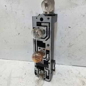 Original Mercedes CL203 W203 C180 Lampenträger hinten links A2038201077