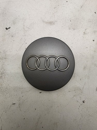 Original Audi Radzierkappen Felgendeckel Nabendeckel 1 Stück 8D0601170